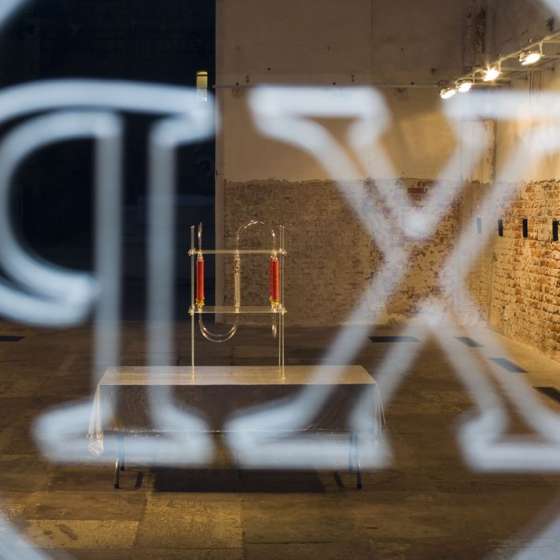 Instalacja pt. transsubstantiatio z projektu AMEN, Galeria El w Elblagu