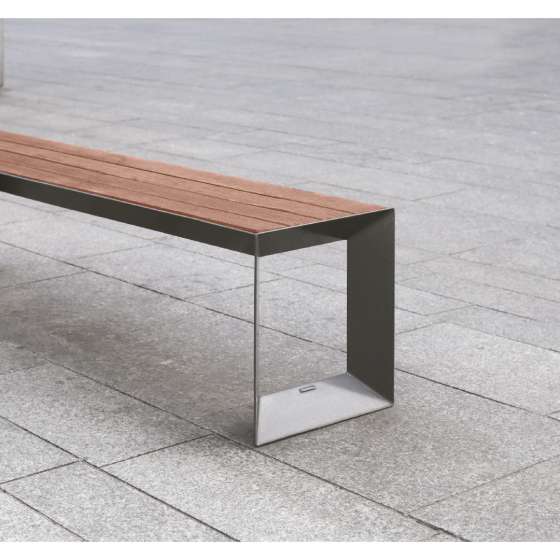 Mała architektura miejska | realizacja komercyjna | klient: IM Produkcja | 2013 | zespół projektowy: Tomasz Gacek, Wojciech Szwarc, Adrian Leszczuk