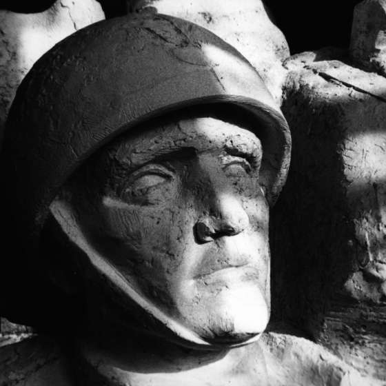 Projekt pomnika - zbliżenie głowy jednego z artylerzystów; 1978-1980; I/A/6/18