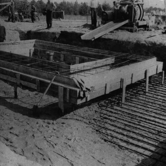 Montaż pomnika; Treblinka; 1961-1964; I/A/2/35