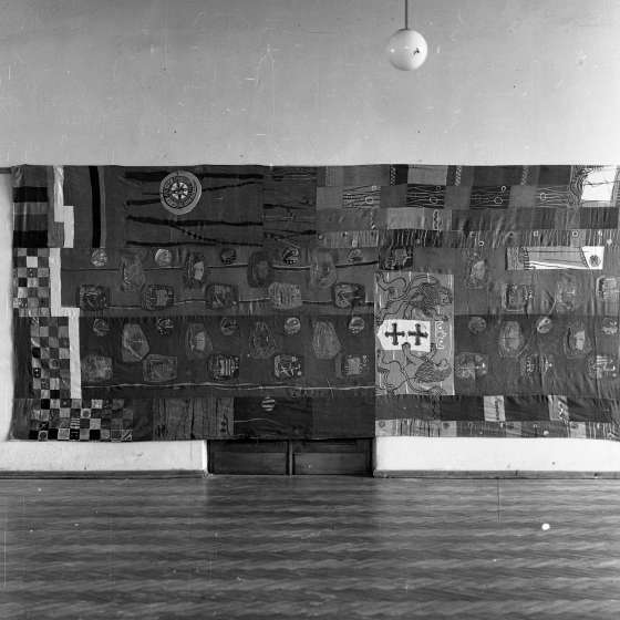 Józefa Wnukowa tkaniny wystawa w Paryżu, 1957 [X/19/122]