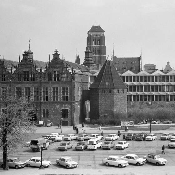 Widok na Wielką Zbrojownię, Gdańsk, lata 80. [III/223/1] 
