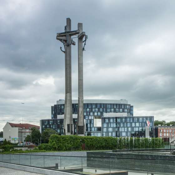Pomnik Poległych Stoczniowców 1970 wraz z otoczeniem; Gdańsk