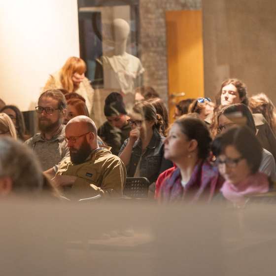 Sympozjum | Koniec książki