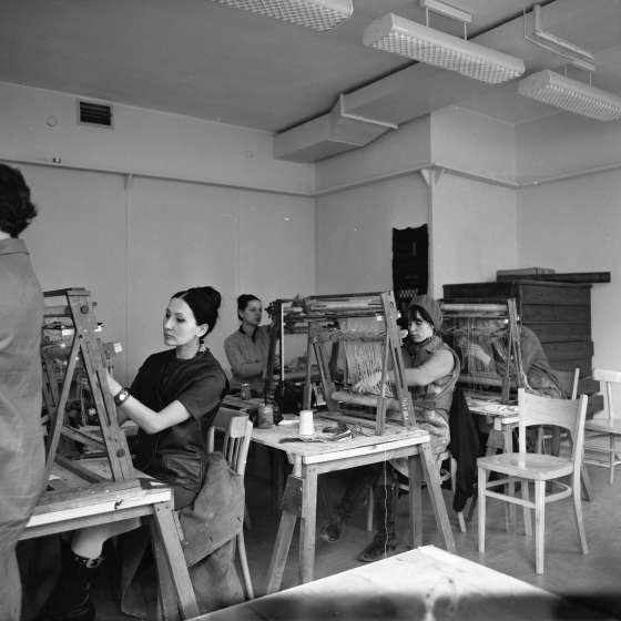 Pracownia tkaniny prof. Józefy Wnukowej, 1972 [I/42/5]