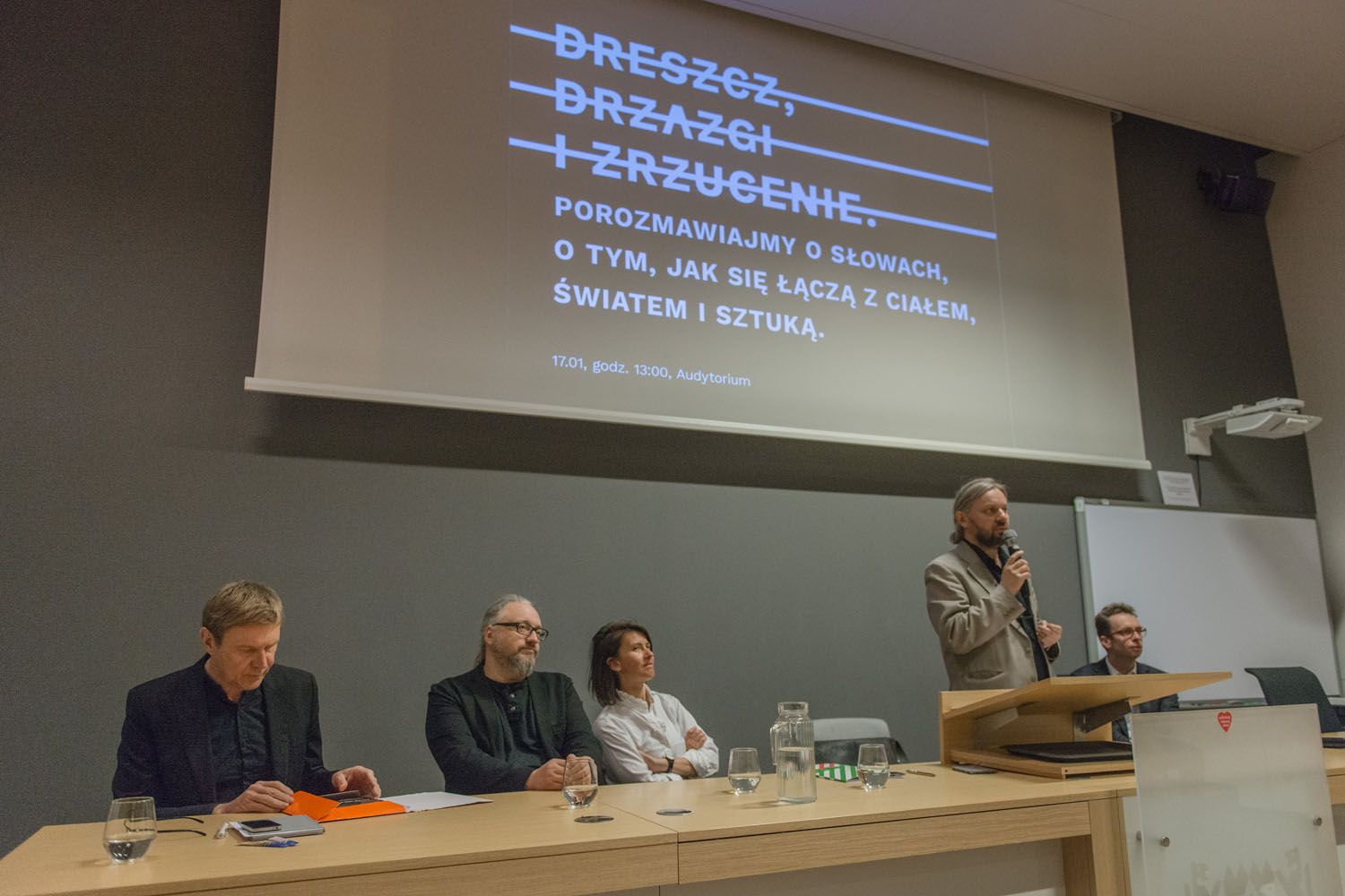 Dreszcz, drzazgi i zrzucenie | Panel dyskusyjny