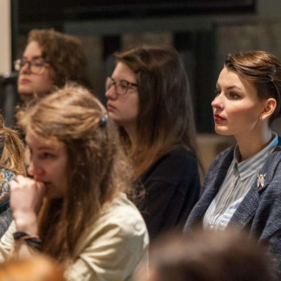 Sympozjum | Koniec książki