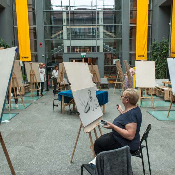 Artystyczna szkoła letnia | Warsztaty z rysunku studyjnego