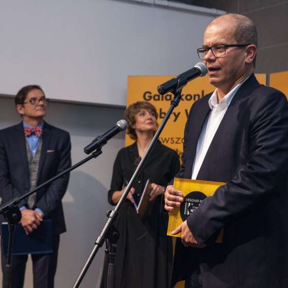 Prof. Jarosław Szymański designerem roku 2019!  - 1