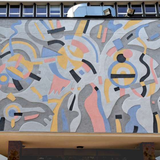 Sgraffito – elewacja Instytutu Maszyn Przepływowych im. Roberta Szewalskiego Polskiej Akademii Nauk; Gdańsk