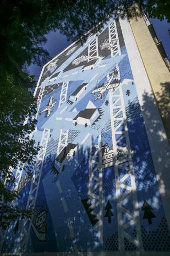 „Droga jest szczęściem” – mural, Festiwal Monumental Art; Murale Gdańsk Zaspa, Kolekcja Malarstwa Monumentalnego; Gdańsk