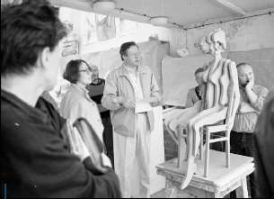 prof. Stanislaw Radwanski, w Pracowni Rzezby PWSSP w Gdansku 1988w