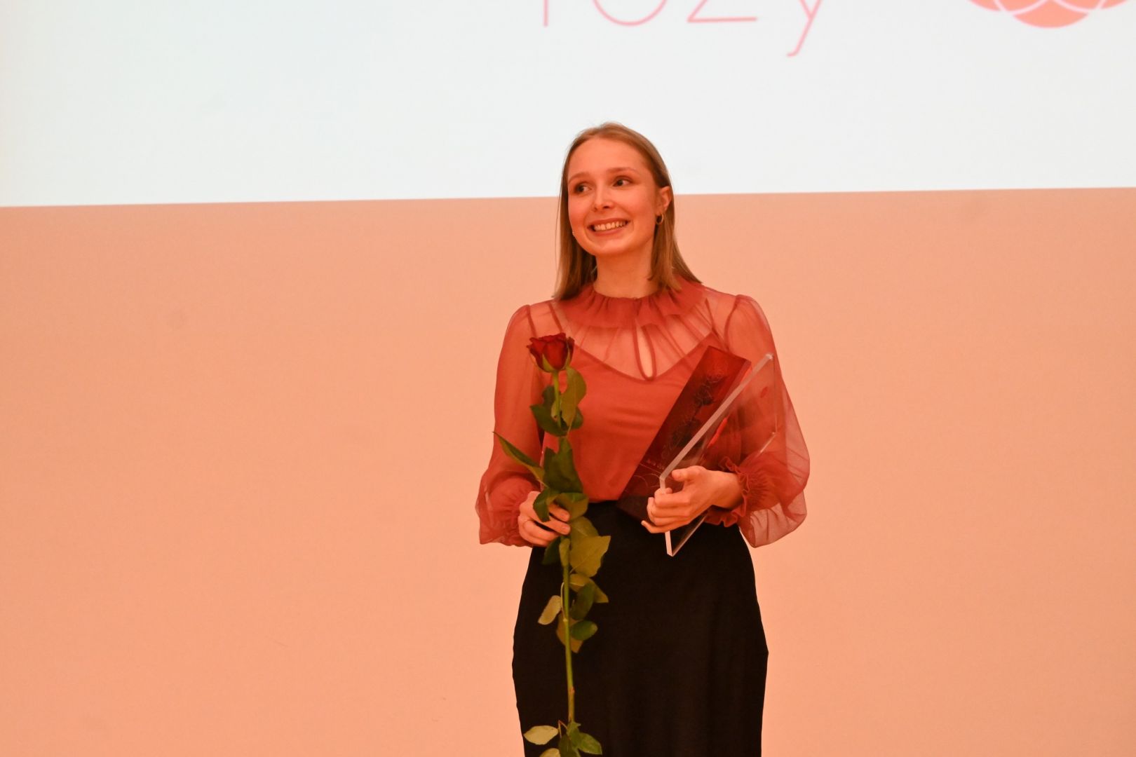 Julia Opalińska laureatką konkursu o laur Czerwonej Róży!