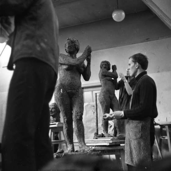 Rzeźba – zdjęcia reprezentacyjne PWSSP Gdańsk, styczeń 1970 [XIII/48/Rz001]
