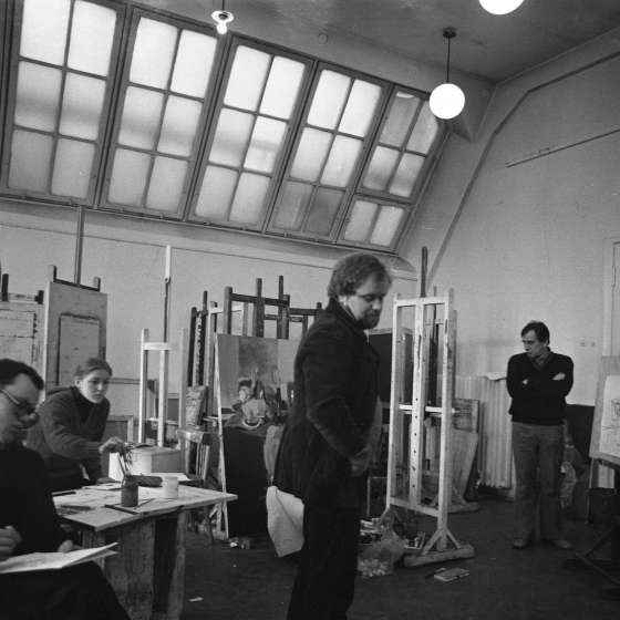 Profesor Hugon Lasecki w czasie zajęć, 1980 [II/190/12] 