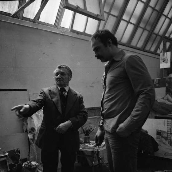 Kazimierz Ostrowski w pracowni, 1982 [II/191/11]