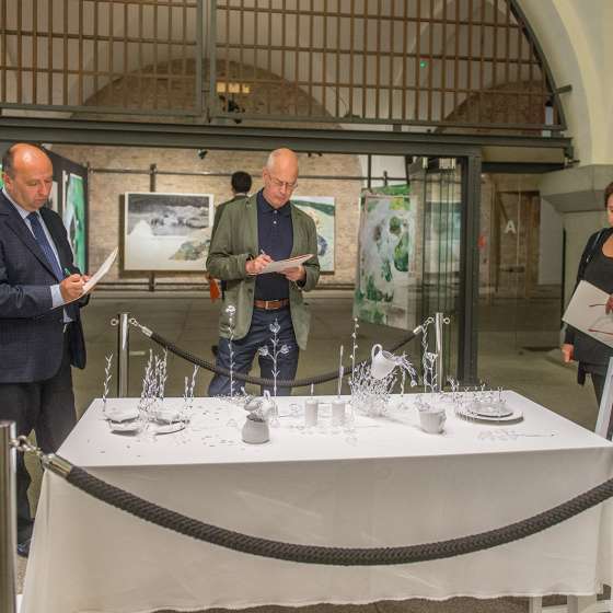 Obrady Jury podczas Ogólnopolskiej Wystawy Najlepsze Dyplomy Akademii Sztuk Pięknych 2017