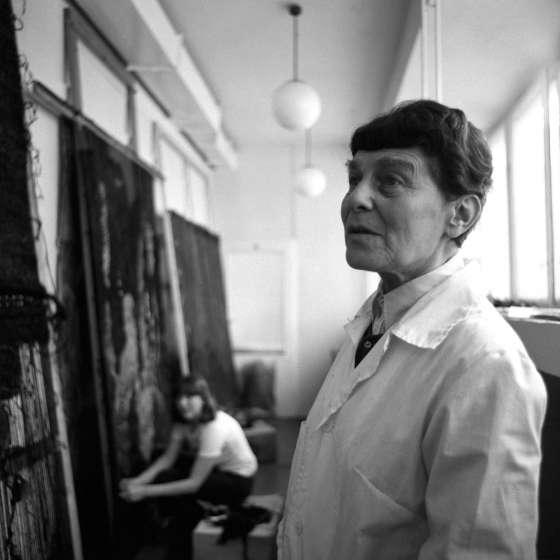 Pracownia tkaniny. Prof. Józefa Wnukowa, 1980-1982 [II/193/11]