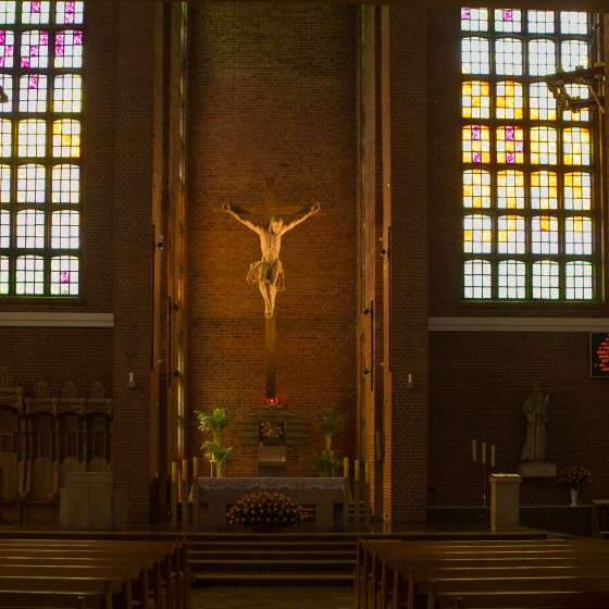 Krucyfiks | Crucifix – Kościół oo. franciszkanów pw. św. Antoniego Padewskiego; Gdynia