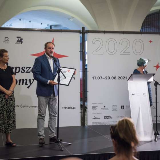 Najlepsze Dyplomy Akademii Sztuk Pięknych 2020 | Wernisaż połączony z uroczystym wręczeniem nagród