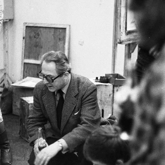doc. Bohdan Borowski udzielający korekt studentom w PWSSP w Gdańsku