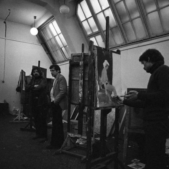 Mieczysław Olszewski i Włodzimierz Łajming w pracowni Malarstwa, 1980 [II/192/15] 