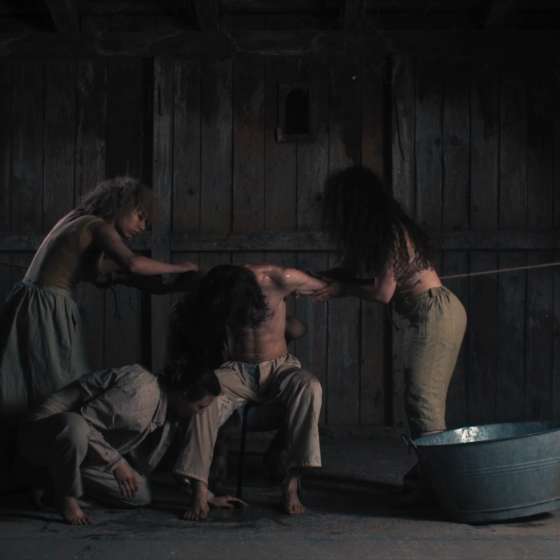 Każdy koniec wygląda inaczej. Film Eksperymentalny