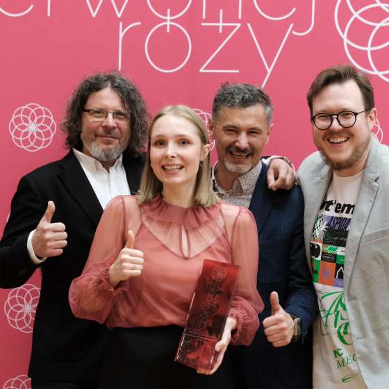 Julia Opalińska laureatką konkursu o laur Czerwonej Róży! - 24