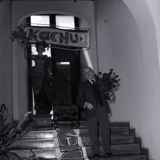 Kazimierz Ostrowski przechodzi na emeryturę, 1987 r.