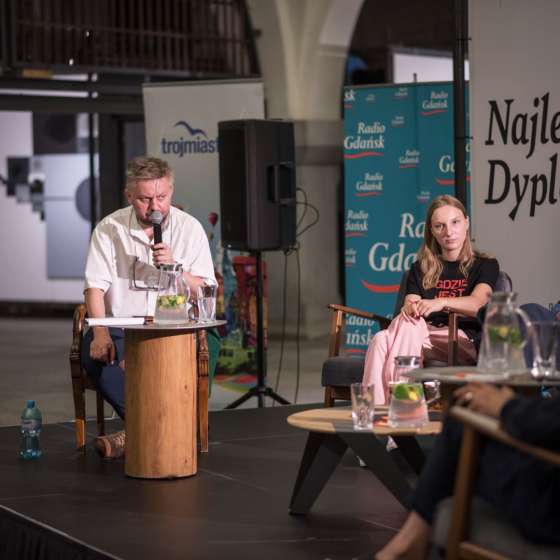 Debata krytyków sztuki „Myśleć inaczej o sztuce”; Najlepsze Dyplomy Akademii Sztuk Pięknych 2020
