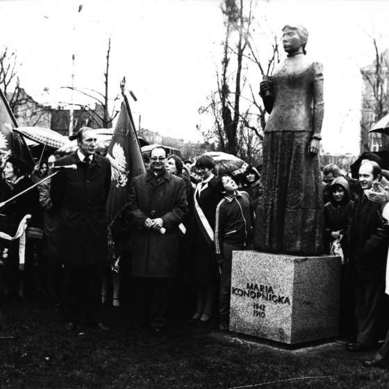 Akt odsłonięcia pomnika Marii Konopnickiej w Gdańsku, 1977 [I.A.00003] 