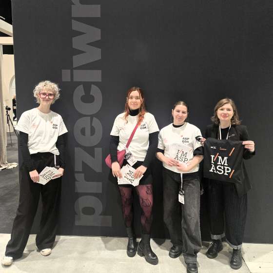 ASP Gdańsk partnerem 4 Design Days 2026. Studencka instalacja „Przeciwmiejsce” zaprezentowana w Katowicach