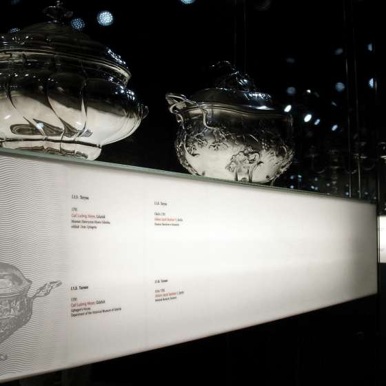 Projekt i realizacja wystawy ,,...Łyżek srebrnych dwa tuziny’’ dla Muzeum Historycznego Miasta Gdańska wystawa w Domu Uphagena, 2007 współpraca: dr Paweł Gełesz i dr hab. Piotr Mikołajczak