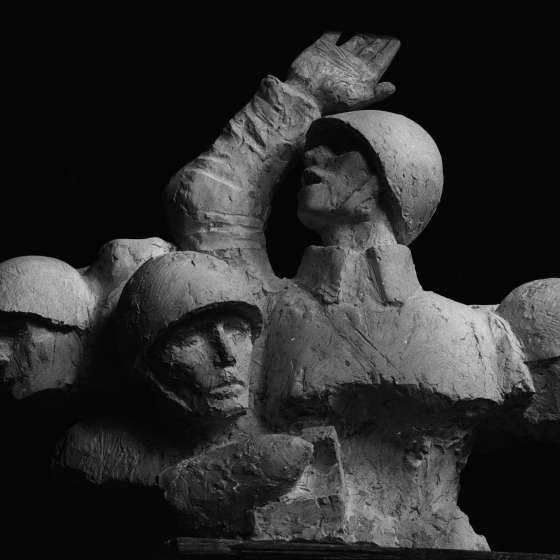Projekt pomnika - główny element przedstawiający cztery głowy żołnierzy-artylerzystów; 1978-1980; I/A/6/9