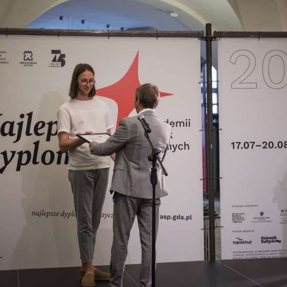 Najlepsze Dyplomy Akademii Sztuk Pięknych 2020 | Wernisaż połączony z uroczystym wręczeniem nagród