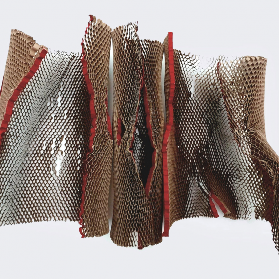 Trójwymiarowa, Forma papierowa, akryl, 120x70 cm