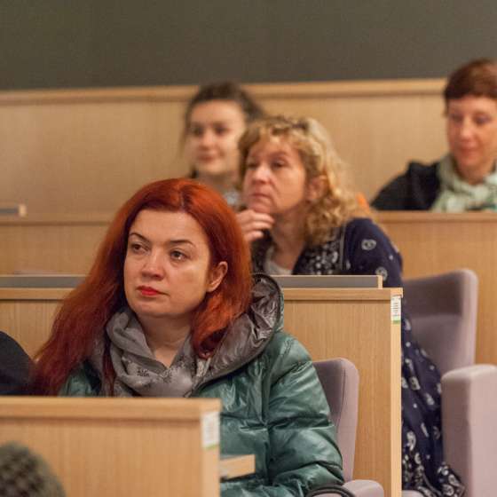 Konferencja | Wystawa | ?Centrum/Peryferie! | Tkanina - Wzornictwo - Edukacja