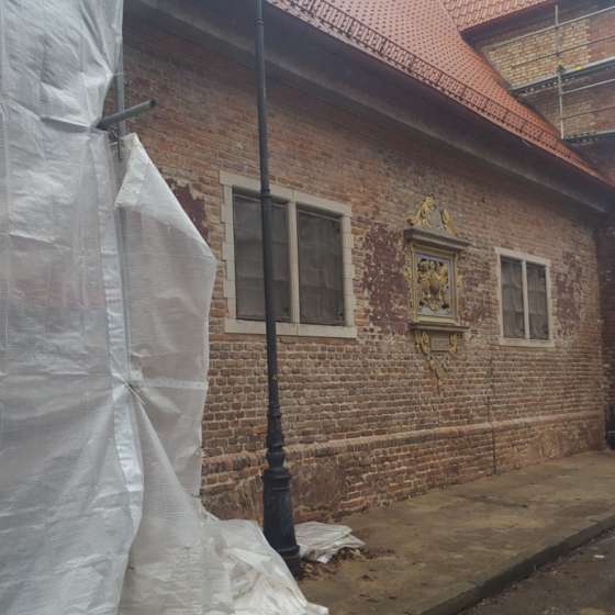 Fragment elewacji wschodniej – część centralna po remoncie